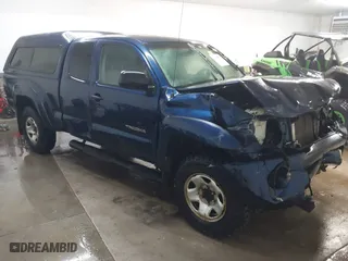 2006 Toyota Tacoma with VIN 5TEUX42N96Z255980, listed as a IAAI auction lot 41739776 with 358,621 mi miles. Bid and sale history available at carsss.com. Image 1.