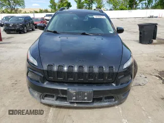 2017 Jeep Cherokee Sport z VIN 1C4PJLABXHW548352, wystawiony jako Copart lot #54789415 z przebiegiem 113 563 mil mil oraz Czysty tytuł • Clean title. Historia ofert i sprzedaży dostępna na DreamBid. Obrazek 5.