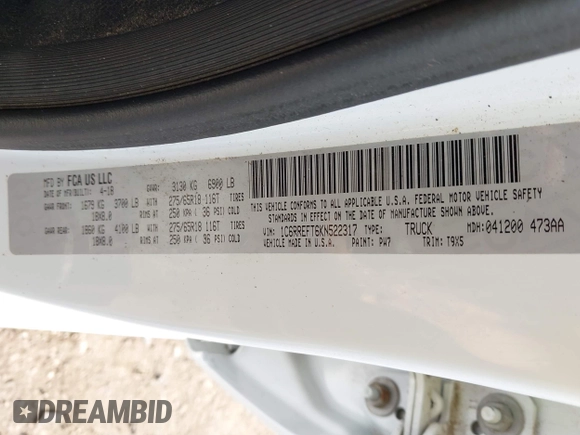 2019 Ram 1500 Big Horn z VIN 1C6RREFT6KN522317, wystawiony jako IAAI lot #41483697 z przebiegiem Nie podano mil oraz . Historia ofert i sprzedaży dostępna na DreamBid. Obrazek 9.