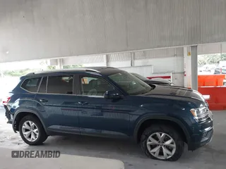 2019 Volkswagen Atlas SE with VIN 1V2LR2CAXKC605369, listed as a IAAI auction lot 39617117 with 74,432 mi miles and . Bid and sale history available at DreamBid. Image 14.