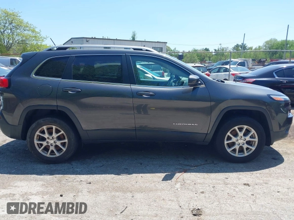 2016 Jeep Cherokee Latitude with VIN 1C4PJMCB0GW187750, listed as a IAAI auction lot 42246831 with 109,537 mi miles and . Bid and sale history available at DreamBid. Image 13.