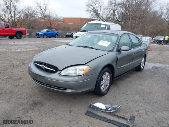 2003 Ford Taurus SEL with VIN 1FAFP56S13A124987, listed as a IAAI auction lot 41626121 with 197,237 mi miles. Bid and sale history available at carsss.com. Image 2.