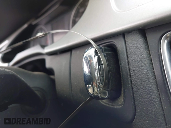 2012 Audi A4 Premium Plus с VIN WAUFFAFL8CN017343, выставлен на аукционе IAAI как лот 42302582 с пробегом 168 386 миль миль и . История ставок и продаж доступна на DreamBid. Изображение 11.
