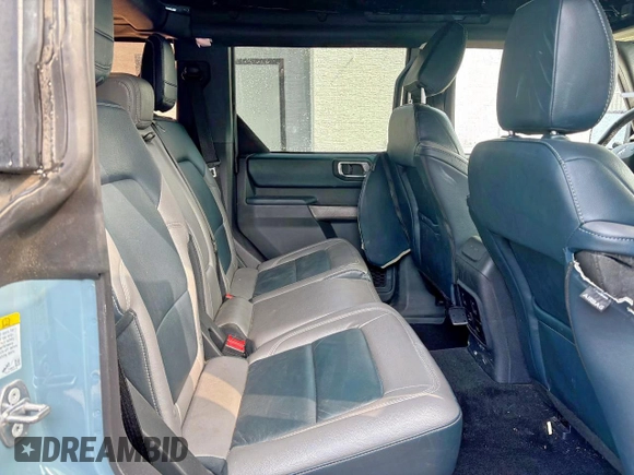 2022 Ford Bronco с VIN 1FMEE5DP3NLB62749, выставлен на аукционе Copart как лот 58267595 с пробегом 59 444 миль миль и Списание • Salvage title. История ставок и продаж доступна на DreamBid. Изображение 6.