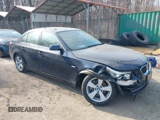 2008 BMW 5 Series 528xi with VIN WBANV13568CZ53212, listed as a IAAI auction lot 41776789 with 101,070 mi miles. Bid and sale history available at carsss.com. Image 1.