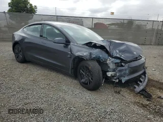 2025 Tesla Model 3 Long Range with VIN 5YJ3E1EA5SF918823, listed as a Copart auction lot 55966905 with 3,754 mi miles and Salvage title. Bid and sale history available at DreamBid. Image 4.