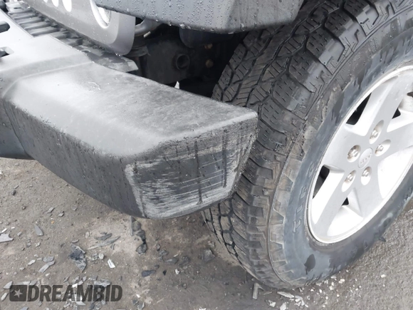 2015 Jeep Wrangler Sport with VIN 1C4AJWAG6FL501160, listed as a IAAI auction lot 41941661 with 134,842 mi miles. Bid and sale history available at carsss.com. Image 6.