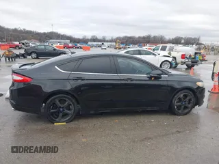 2013 Ford Fusion SE with VIN 3FA6P0HR0DR149724, listed as a IAAI auction lot 41475766 with 132,867 mi miles. Bid and sale history available at carsss.com. Image 14.