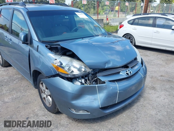 2010 Toyota Sienna XLE with VIN 5TDYK4CC0AS299238, listed as a IAAI auction lot 42168312 with 161,950 mi miles and . Bid and sale history available at carsss.com. Image 6.