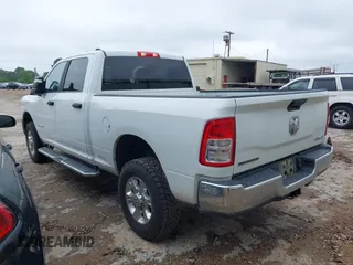2023 Ram 2500 Big Horn with VIN 3C6UR5DJXPG632878, listed as a IAAI auction lot 42152832 with 44,198 mi miles. Bid and sale history available at carsss.com. Image 3.
