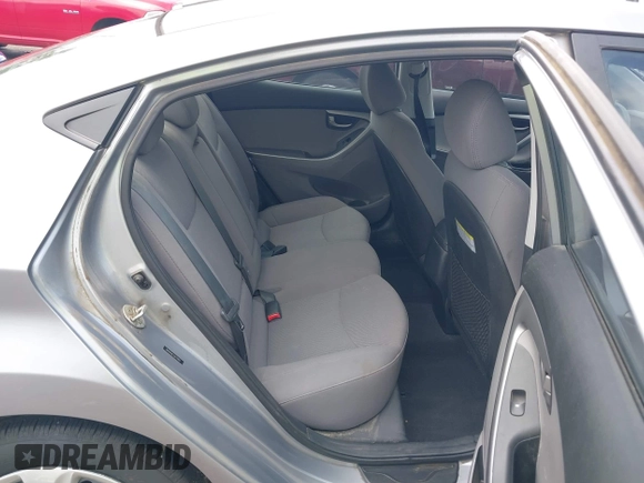 2016 Hyundai Elantra SE z VIN 5NPDH4AE1GH715927, wystawiony jako IAAI lot #42302693 z przebiegiem 143 065 mil mil oraz . Historia ofert i sprzedaży dostępna na DreamBid. Obrazek 8.
