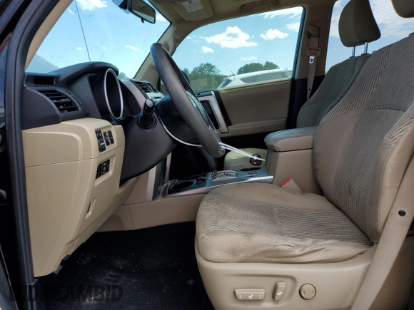 2013 Toyota 4Runner SR5 z VIN JTEZU5JR6D5055630, wystawiony jako Copart lot #58156405 z przebiegiem 203 150 mil mil oraz Szkoda całkowita • Salvage title. Historia ofert i sprzedaży dostępna na DreamBid. Obrazek 7.