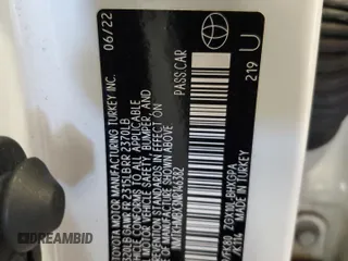 2022 Toyota C-HR XLE z VIN NMTKHMBX3NR146382, wystawiony jako Copart lot #55765105 z przebiegiem 32 052 mil mil oraz Szkoda całkowita • Salvage title. Historia ofert i sprzedaży dostępna na DreamBid. Obrazek 13.