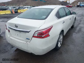 2013 Nissan Altima 2.5 SL with VIN 1N4AL3AP0DC106046, listed as a IAAI auction lot 41832840 with 98,522 mi miles. Bid and sale history available at carsss.com. Image 4.