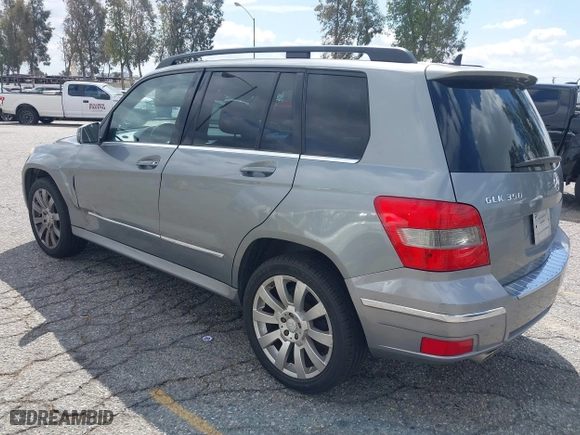 2011 Mercedes-Benz GLK-Class GLK 350 with VIN WDCGG5GBXBF557958, listed as a IAAI auction lot 41896191 with 129,257 mi miles. Bid and sale history available at carsss.com. Image 3.