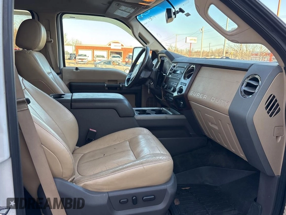 2012 Ford F-250 XL with VIN 1FT7W2BT8CEA23601, listed as a Copart auction lot 47687535 with 268,718 mi miles and Clean title. Bid and sale history available at DreamBid. Image 5.