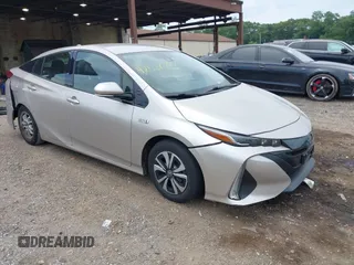 2017 Toyota Prius Plus with VIN JTDKARFPXH3047335, listed as a IAAI auction lot 42586797 with 120,166 mi miles and . Bid and sale history available at DreamBid. Image 1.