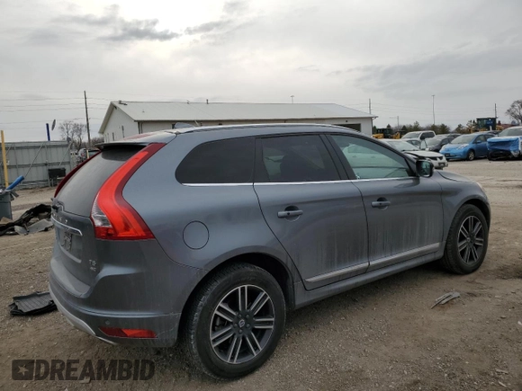 2017 Volvo XC60 Dynamic z VIN YV440MRRXH2107984, wystawiony jako Copart lot #47284055 z przebiegiem 67 043 mil mil oraz Szkoda całkowita • Salvage title. Historia ofert i sprzedaży dostępna na DreamBid. Obrazek 3.
