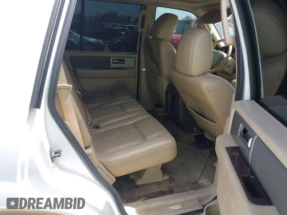 2014 Ford Expedition XLT with VIN 1FMJU1H51EEF11950, listed as a IAAI auction lot 42631473 with 215,572 mi miles and . Bid and sale history available at DreamBid. Image 8.