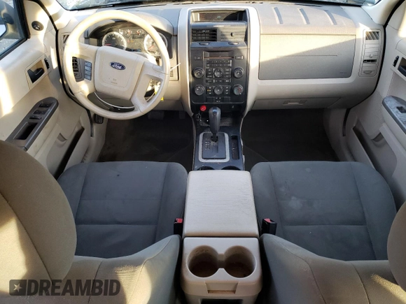 2009 Ford Escape XLS with VIN 1FMCU92709KD07634, listed as a Copart auction lot 42264585 with 155,108 mi miles and Clean title. Bid and sale history available at DreamBid. Image 8.