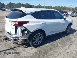 2020 Acura RDX Technology with VIN 5J8TC1H52LL006185, listed as a IAAI auction lot 41457828 with 59,998 mi miles and . Bid and sale history available at DreamBid. Image 4.