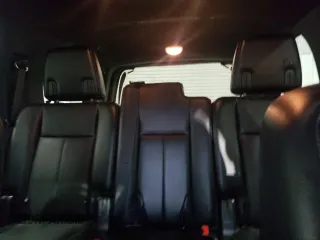 2015 Ford Expedition Limited z VIN 1FMJU2AT6FEF12642, wystawiony jako Copart lot #52381405 z przebiegiem 235 915 mil mil oraz Szkoda całkowita • Salvage title. Historia ofert i sprzedaży dostępna na DreamBid. Obrazek 10.