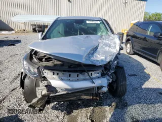 2020 Chevrolet Trax LS z VIN KL7CJKSB1LB312743, wystawiony jako Copart lot #52165565 z przebiegiem Nie podano mil oraz Szkoda całkowita • Salvage title. Historia ofert i sprzedaży dostępna na DreamBid. Obrazek 5.