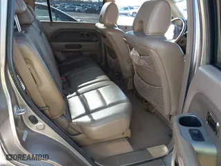 2007 Honda Pilot EX-L with VIN 5FNYF28537B024558, listed as a IAAI auction lot 41806196 with 196,256 mi miles. Bid and sale history available at carsss.com. Image 8.