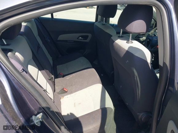 2013 Chevrolet Cruze LS with VIN 1G1PA5SG8D7298080, listed as a IAAI auction lot 42004205 with 127,834 mi miles. Bid and sale history available at carsss.com. Image 8.