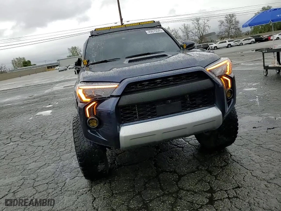 2024 Toyota 4Runner TRD Off Road with VIN JTERU5JR1R6274657, listed as a Copart auction lot 49070045 with 10,189 mi miles and Salvage Title. Bid and sale history available at carsss.com. Image 11.