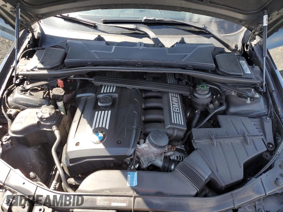 2011 BMW 3 Series 328i with VIN WBAPH7C50BE675471, listed as a Copart auction lot 52746655 with 123,179 mi miles and Salvage Title. Bid and sale history available at DreamBid. Image 11.