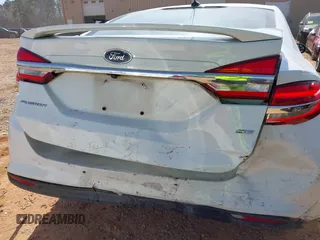 2018 Ford Fusion SE with VIN 3FA6P0H76JR227014, listed as a IAAI auction lot 41901203 with 147,454 mi miles and . Bid and sale history available at DreamBid. Image 6.