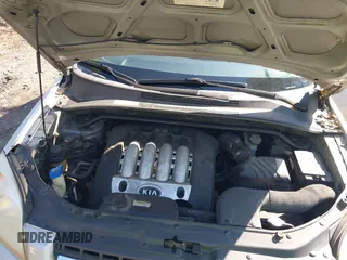 2005 Kia Sportage LX with VIN KNDJF723057130569, listed as a IAAI auction lot 41509247 with 155,777 mi miles and . Bid and sale history available at carsss.com. Image 10.