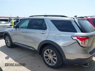 2021 Ford Explorer XLT with VIN 1FMSK7DH1MGC16346, listed as a IAAI auction lot 42029757 with 50,314 mi miles. Bid and sale history available at carsss.com. Image 15.