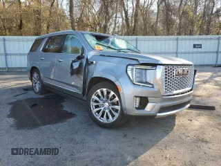 2024 GMC Yukon Denali with VIN 1GKS2DKL4RR123136, listed as a Copart auction lot 87199564 with 17,796 mi miles and Salvage Title. Bid and sale history available at carsss.com. Image 4.