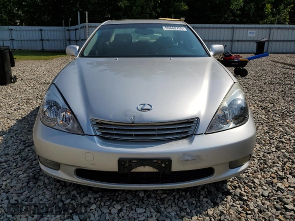 2002 Lexus ES 300 z VIN JTHBF30G525031738, wystawiony jako Copart lot #60660755 z przebiegiem 236 087 mil mil oraz Szkoda całkowita • Salvage title. Historia ofert i sprzedaży dostępna na DreamBid. Obrazek 5.