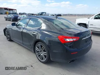 2017 Maserati Ghibli с VIN ZAM57XSA6H1218753, выставлен на аукционе IAAI как лот 41833235 с пробегом 42 135 миль миль и . История ставок и продаж доступна на DreamBid. Изображение 3.