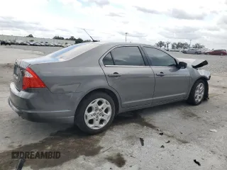 2010 Ford Fusion SE z VIN 3FAHP0HA3AR387128, wystawiony jako Copart lot #59149735 z przebiegiem Nie podano mil oraz Nie do naprawy • Non repairable. Historia ofert i sprzedaży dostępna na DreamBid. Obrazek 3.