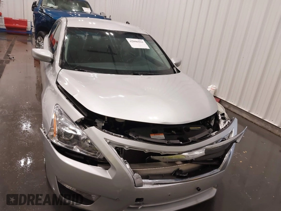 2015 Nissan Altima SV z VIN 1N4AL3APXFC453323, wystawiony jako IAAI lot #42096921 z przebiegiem 152 157 mil mil oraz . Historia ofert i sprzedaży dostępna na DreamBid. Obrazek 12.