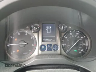 2010 Lexus GX 460 Premium with VIN JTJJM7FX0A5002922, listed as a Copart auction lot 64822095 with 208,284 mi miles and Clean title. Bid and sale history available at DreamBid. Image 9.