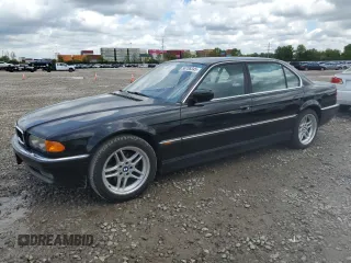 2000 BMW 7 Series 740iL z VIN WBAGH8345YDP12753, wystawiony jako Copart lot #56786345 z przebiegiem 130 636 mil mil oraz Tytuł czysty. Historia ofert i sprzedaży dostępna na DreamBid. Obrazek 1.
