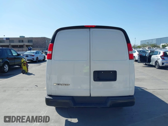 2021 Chevrolet Express Cargo z VIN 1GCWGAFP5M1154767, wystawiony jako IAAI lot #42603834 z przebiegiem 129 116 mil mil oraz . Historia ofert i sprzedaży dostępna na DreamBid. Obrazek 16.
