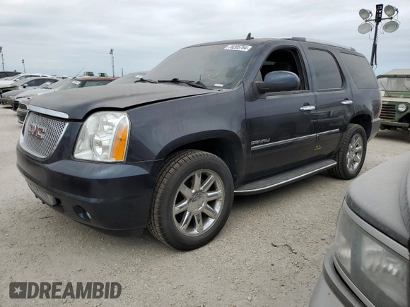 2013 GMC Yukon Denali with VIN 1GKS1EEF3DR219654, listed as a Copart auction lot 76205764 with 0 mi miles and Salvage Title. Bid and sale history available at carsss.com. Image 1.