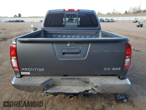 2017 Nissan Frontier SV z VIN 1N6AD0EV3HN722670, wystawiony jako Copart lot #45653065 z przebiegiem 82 382 mil mil oraz Szkoda całkowita • Salvage title. Historia ofert i sprzedaży dostępna na DreamBid. Obrazek 6.