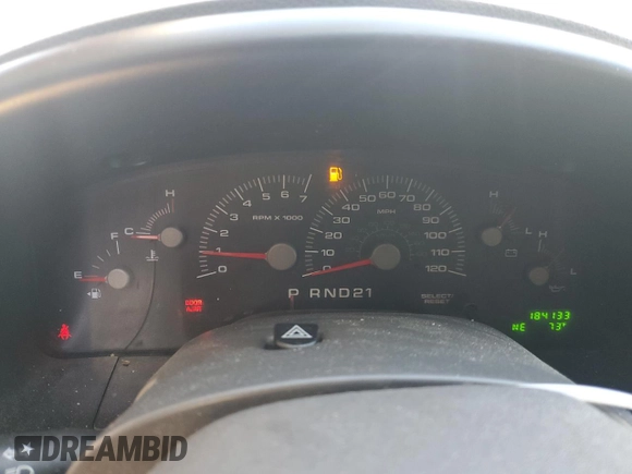 2003 Ford Expedition Special Service with VIN 1FMFU16L83LC58206, listed as a Copart auction lot 57591205 with 184,133 mi miles and Salvage title. Bid and sale history available at DreamBid. Image 9.