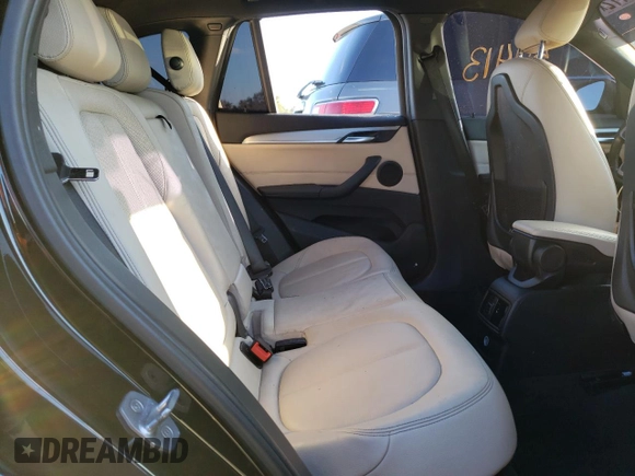 2018 BMW X1 xDrive28i with VIN WBXHT3C37J5K27694, listed as a Copart auction lot 64022772 with 59,413 mi miles. Bid and sale history available at carsss.com. Image 6.