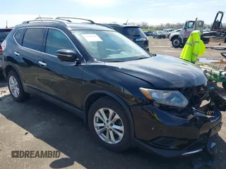 2015 Nissan Rogue SL with VIN 5N1AT2MV0FC767735, listed as a IAAI auction lot 41952625 with 134,870 mi miles and . Bid and sale history available at carsss.com. Image 1.