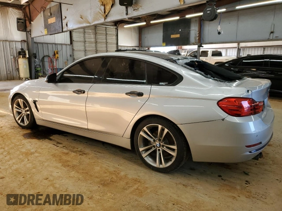 2015 BMW 4 Series 428i z VIN WBA4A5C51FG052009, wystawiony jako Copart lot #89110235 z przebiegiem 156 675 mil mil oraz Szkoda całkowita • Salvage title. Historia ofert i sprzedaży dostępna na DreamBid. Obrazek 2.