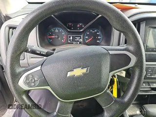 2015 Chevrolet Colorado 4WD WT с VIN 1GCHTAE36F1186486, выставлен на аукционе IAAI как лот 42587686 с пробегом 142 047 миль миль и . История ставок и продаж доступна на DreamBid. Изображение 26.