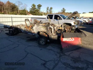 2019 Ford Super Duty F-250 SRW XL with VIN 1FTBF2B66KEF66352, listed as a Copart auction lot 79754334 with 0 mi miles and Salvage Title. Bid and sale history available at carsss.com. Image 4.